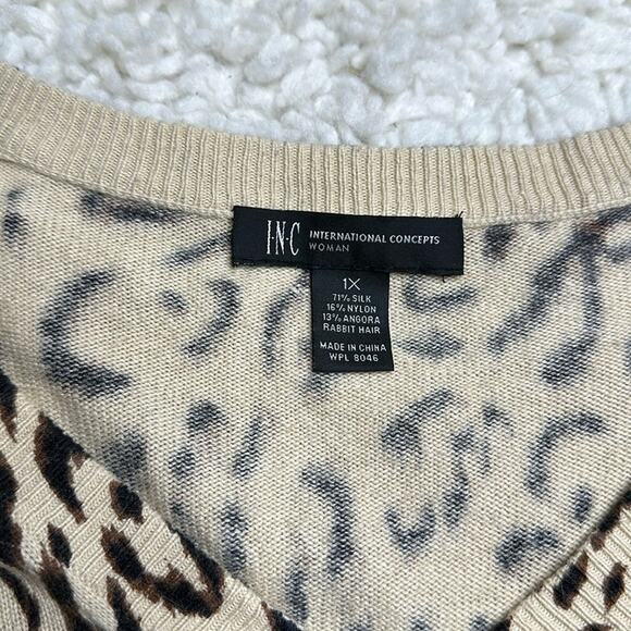Cheetah Print Silk Rabbit Hair Blend VNeck Light Weight Sweater Neutral PP11 - Picture 3 of 9